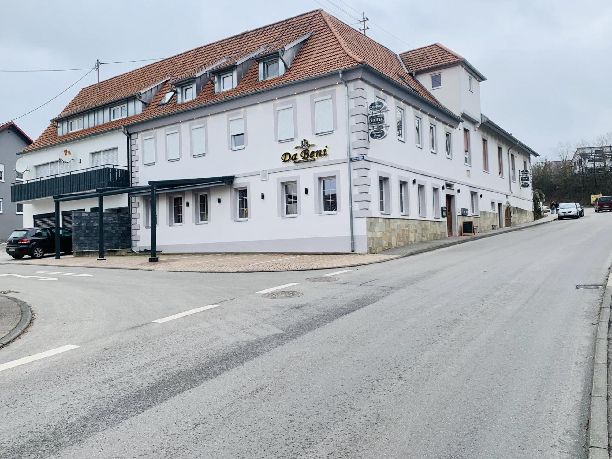 Hotel Pizzeria Da Beni Kochersteinsfeld ภายนอก รูปภาพ