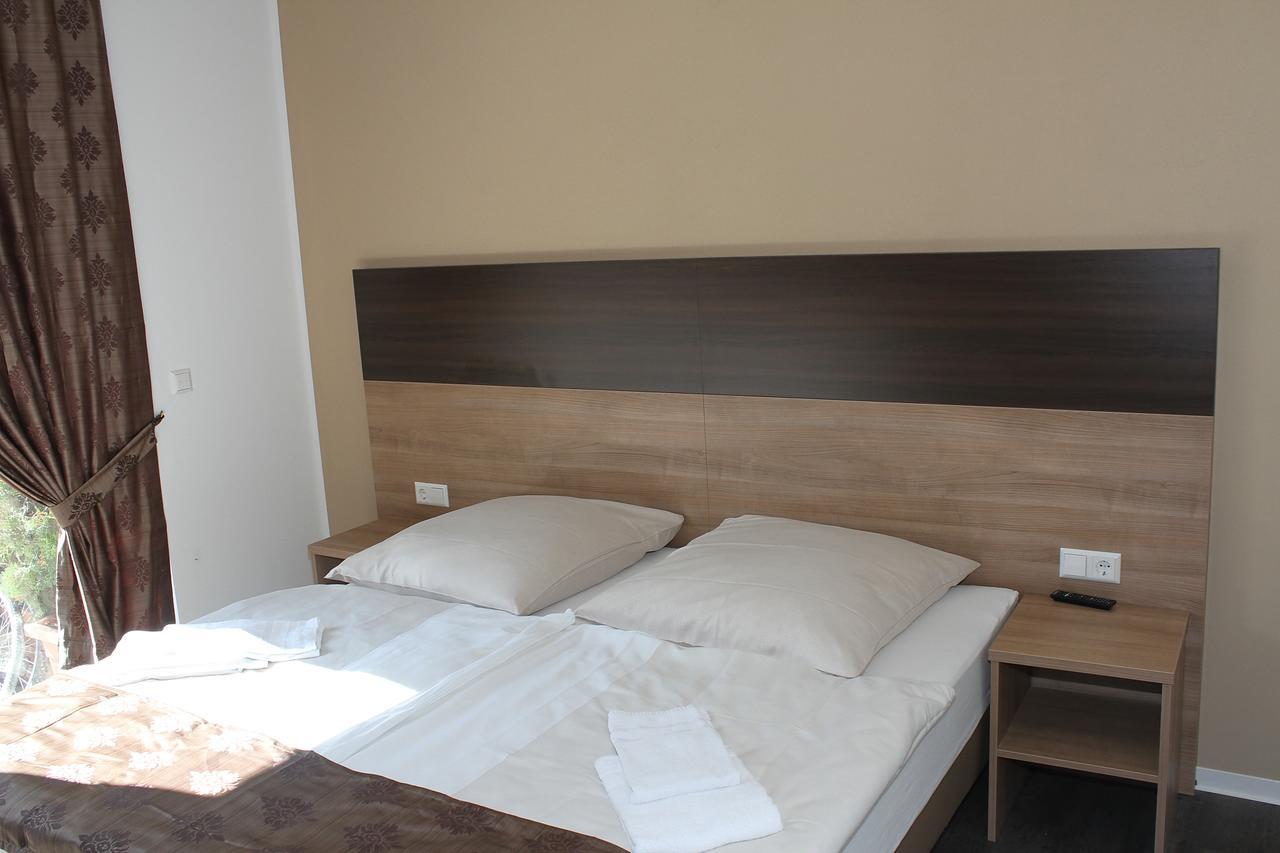 Hotel Pizzeria Da Beni Kochersteinsfeld ภายนอก รูปภาพ